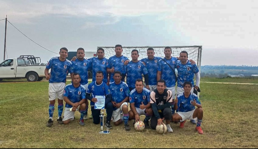 CEISver's tweet image. En el Gobierno de la Cuarta Transformación dirigido por el Ing @CuitlahuacGJ , fomentamos con orgullo acciones para la promoción del trabajo por medio de la cultura y el deporte.♟️🏊🏻‍♀️⛹🏻‍♂️🤾🏻‍♀️

Por ello la @SP_Veracruz a través del CEIS, participamos en los Juegos Conmemorativos