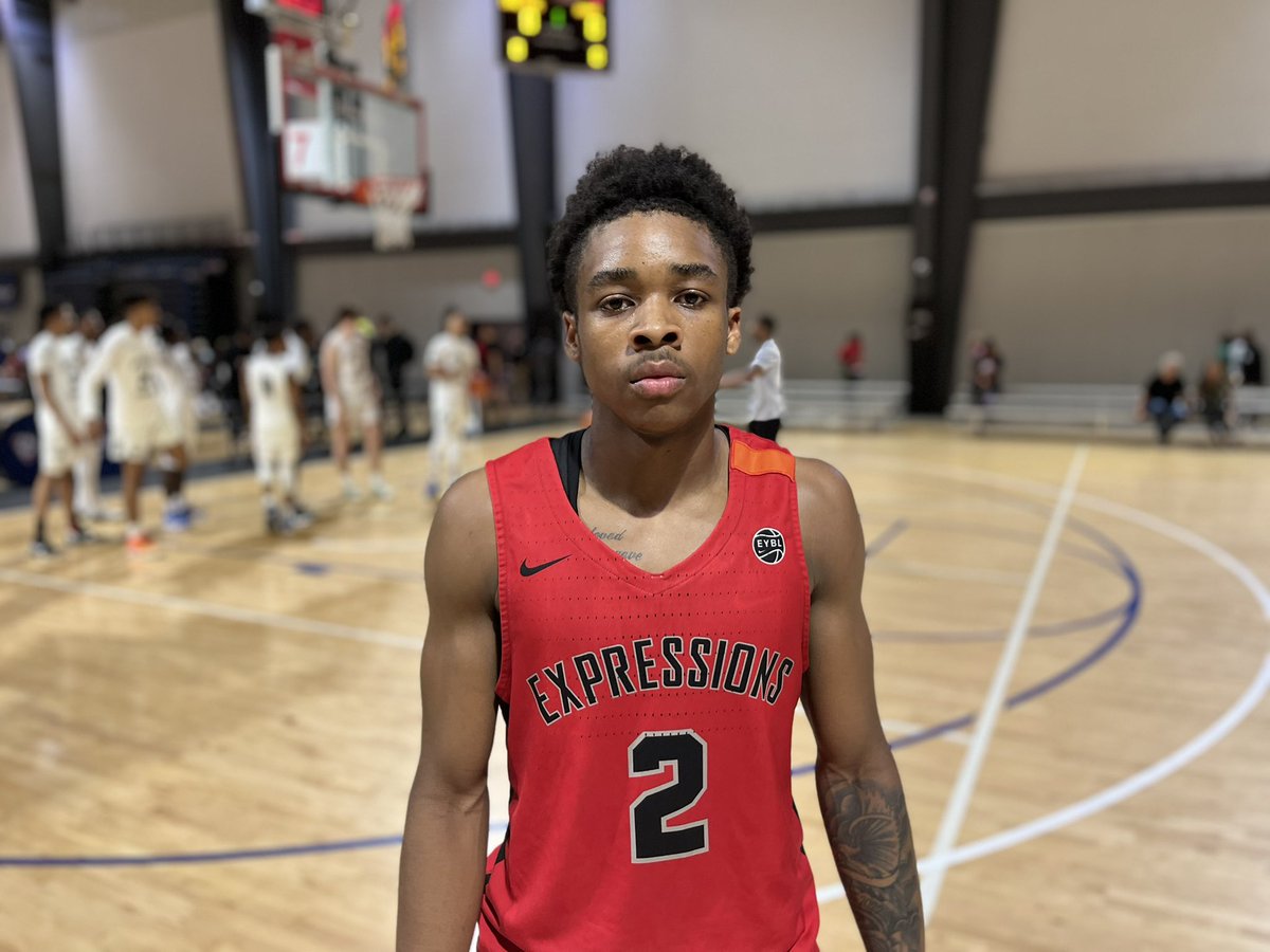 ColbyGHoops's tweet photo. Some @NikeEYB S1 Day✌️AM standouts

‘24 Karter Knox
‘24 Pat Ngongba
‘24 Donnie Freeman
‘24 Marcus Allen
‘25 Nigel James
‘25 Jaylen Harrell
‘25 Cam Ward
‘25 Alier Maluk
‘25 Christian Gurdak
‘25 Adlan Elamin
‘25 Jaquan Womack https://t.co/BXpc5sNOyu