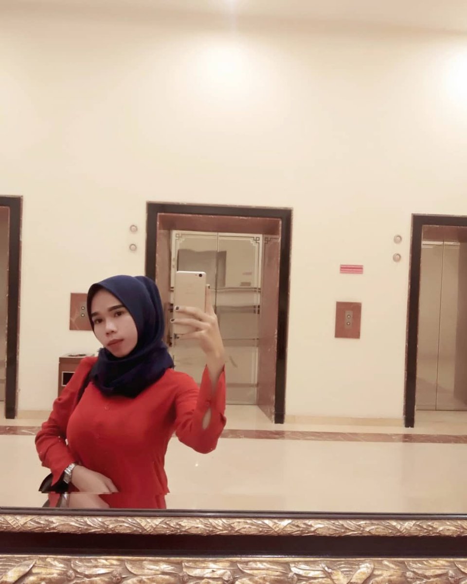 diella10972013's tweet photo. minal aidizin walfaizin..🙏🏻😍😷 https://t.co/6YTbQ5SaaH