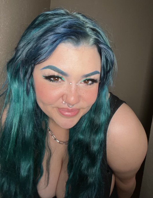 I can be pretty sometimes https://t.co/tFhhtTqySN