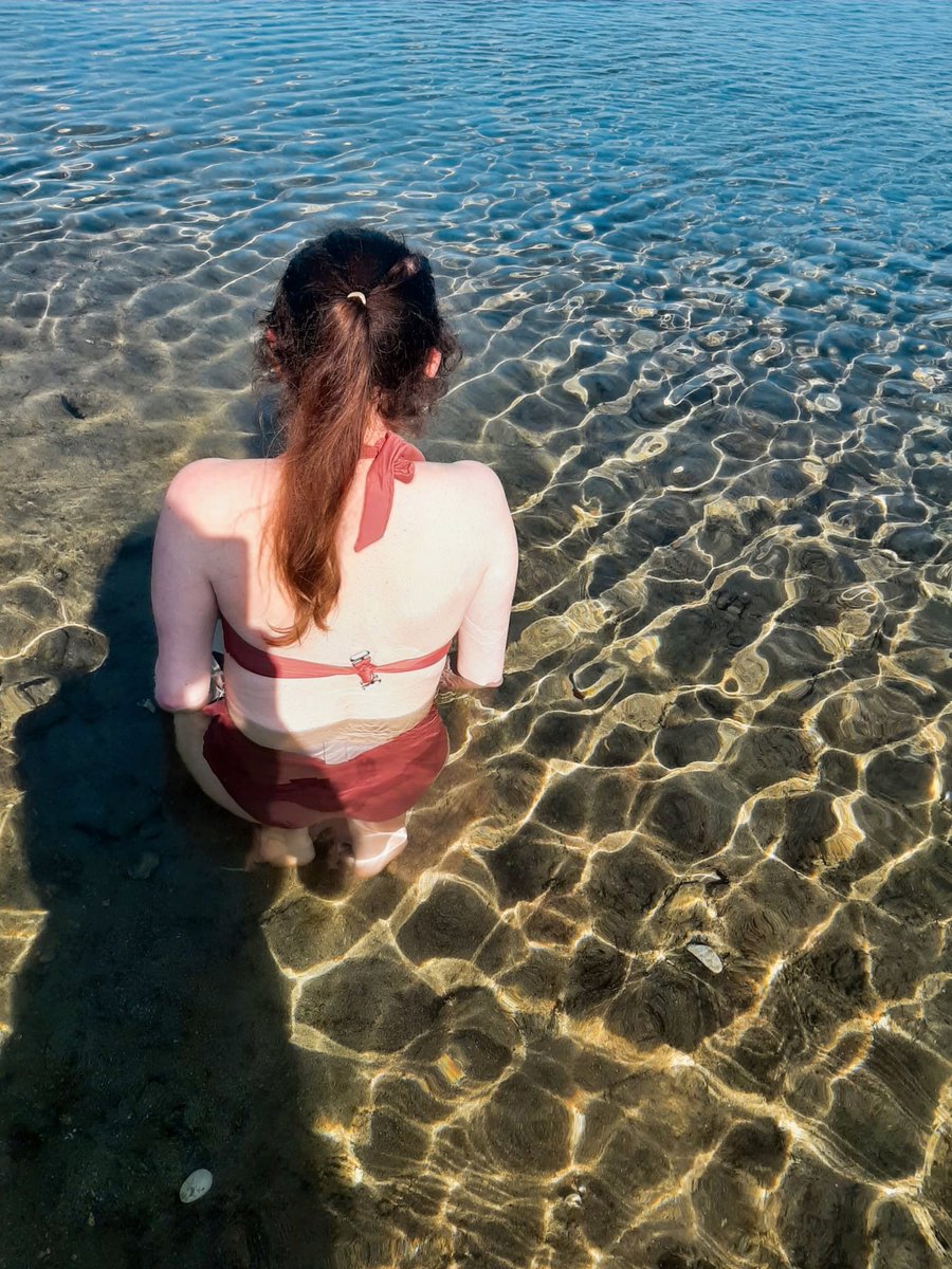 Lena9534's tweet photo. After a year of beeing bedridden with severe #MECFS #LongCovid I've been in the sea for the very First time. Hard to get in with my wheelchair and it was ice cold.
But it feels so good to be alive again.
#LongCovidrecovery
#MECFSrecovery
#pwME
#LongCovidHope https://t.co/R4MRhNjwbx