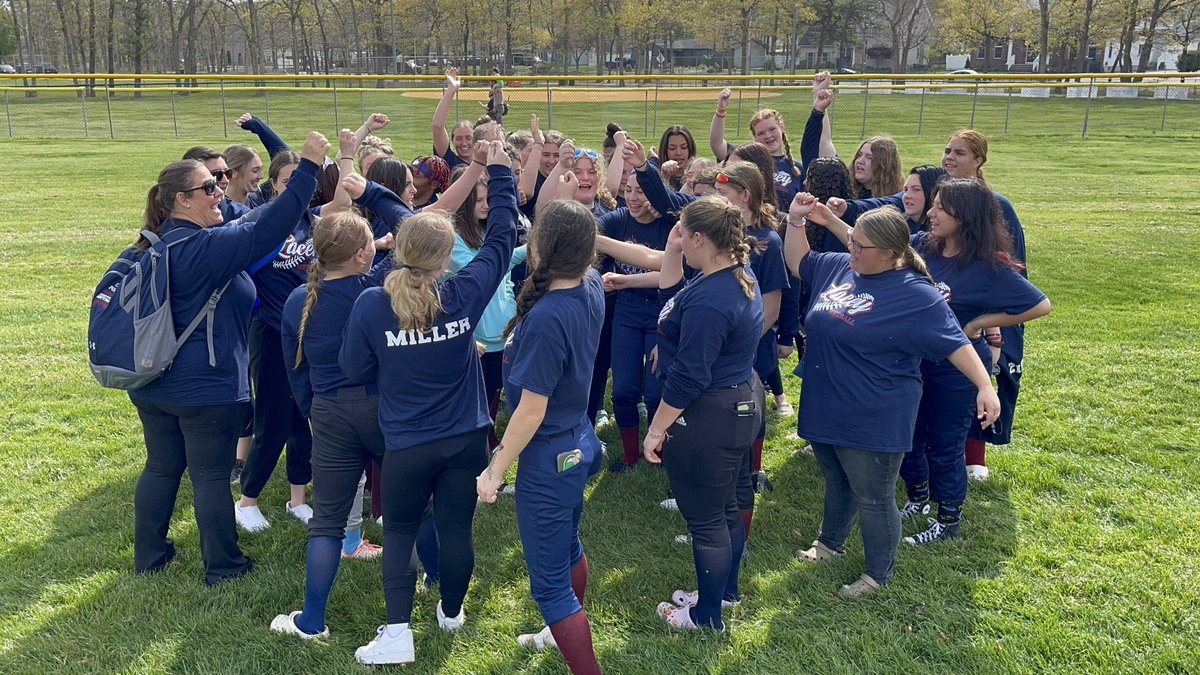 Lacey HS Softball tweet media