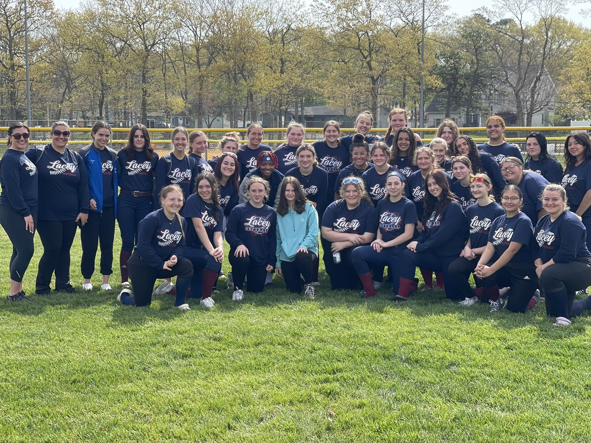 Lacey HS Softball tweet media