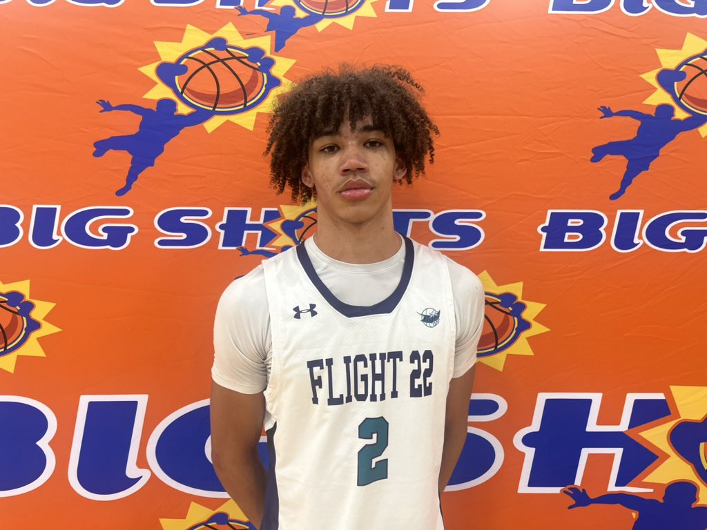 BigShotsGlobal's tweet photo. #BIGSHOTS #VABeachSpringLive

16u

Flight 22 57
#34 Noah Billings 16pts
#2 Charles Kornegay III 10pts
#3 Nathan Sweeney 12pts 

Shots up 33
#10 Tyler Gideman (Not pictured) 8pts https://t.co/VDpdyjMMpI