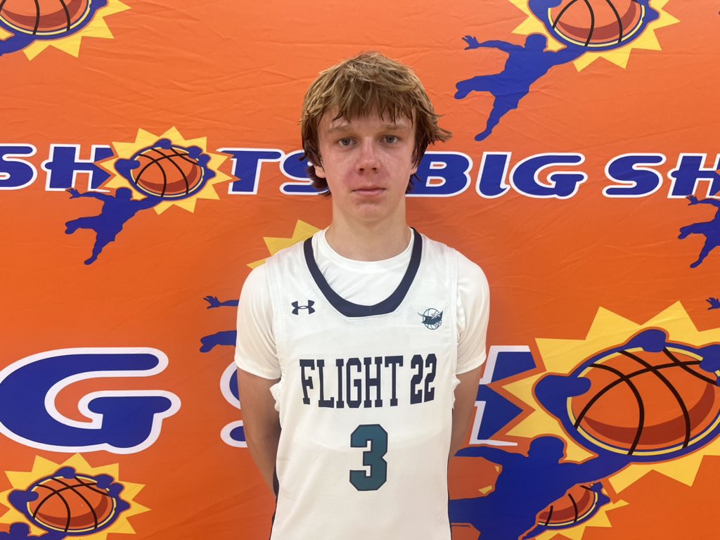 BigShotsGlobal's tweet photo. #BIGSHOTS #VABeachSpringLive

16u

Flight 22 57
#34 Noah Billings 16pts
#2 Charles Kornegay III 10pts
#3 Nathan Sweeney 12pts 

Shots up 33
#10 Tyler Gideman (Not pictured) 8pts https://t.co/VDpdyjMMpI