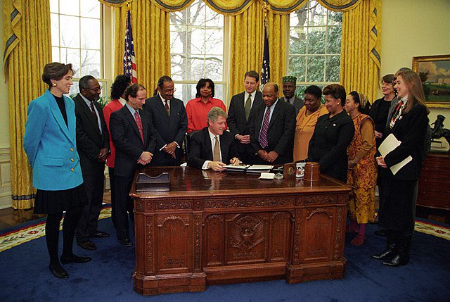 tejasbarrios's tweet photo. Did you know the first Executive Order addressing Environmental justice was signed in 1994 by President Clinton? #ejforall #earthdayiseveryday #EarthDay2023 https://t.co/q0SPMevAl9