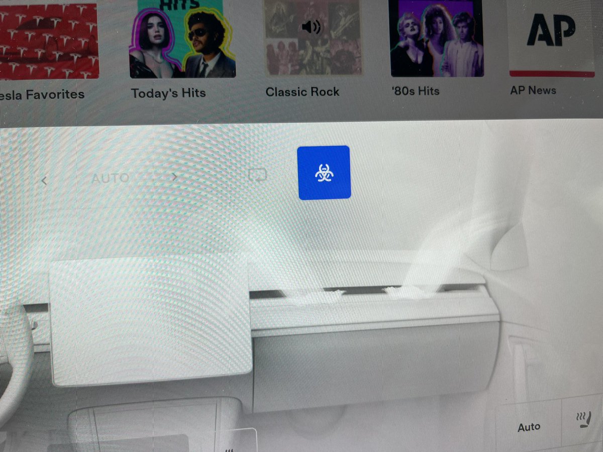 alex_gayer's tweet photo. I love this button as a seasonal allergy sufferer. Tap this button and within 5 minutes, sneezing and coughing stops. What a quality of life improvement and an underrated feature! @Tesla #BioWeaponDefenseMode https://t.co/9TpbbOQLHM