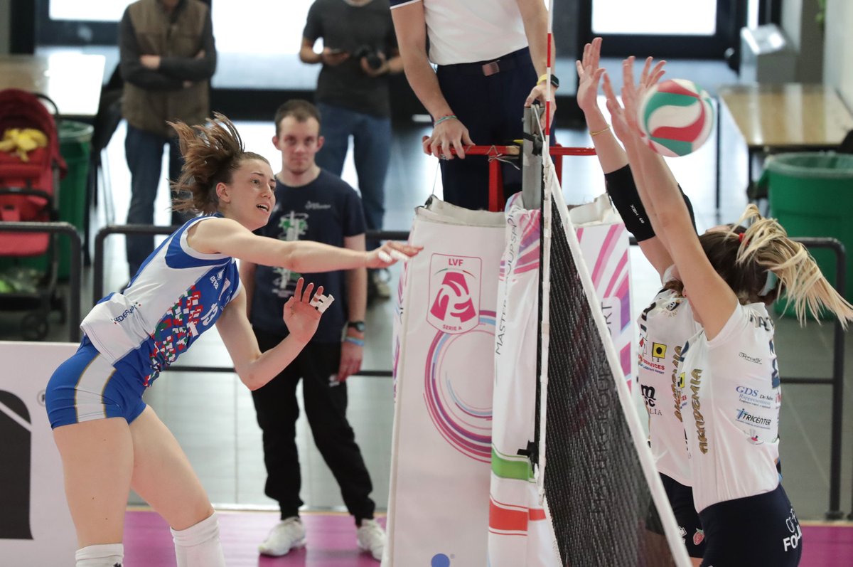 ClubItaliaFemm's tweet photo. #SerieA2
Messina interrompe la striscia positiva delle #azzurrine π
Al Centro Pavesi Fipav il #ClubItaliaF cede 1-3 (28-30, 22-25, 25-23, 16-25) nellβ8Βͺ giornata #PoolSalvezza
πLa news β‘οΈ https://t.co/M9oBK737f3
@Federvolley @LegaVolleyFem https://t.co/H1UfV7YFVj