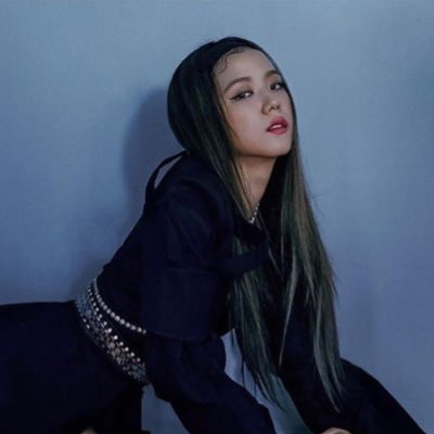 AMENPRISM's tweet photo. jisoo had a great run #NewProfilePic https://t.co/rksXUBPiTY
