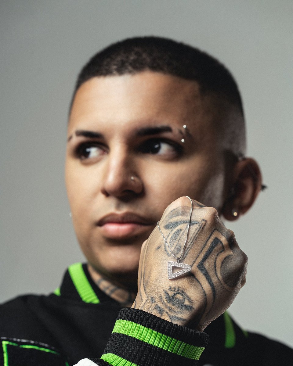 loud-eltin-on-twitter-eu-t-muito-modelo-qq-isso-senhorita-loud
