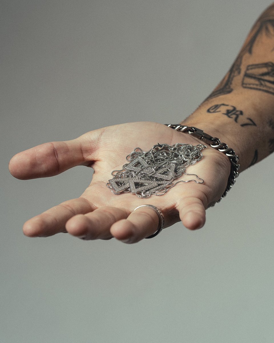 ELTIN REAL GOAT tweet media