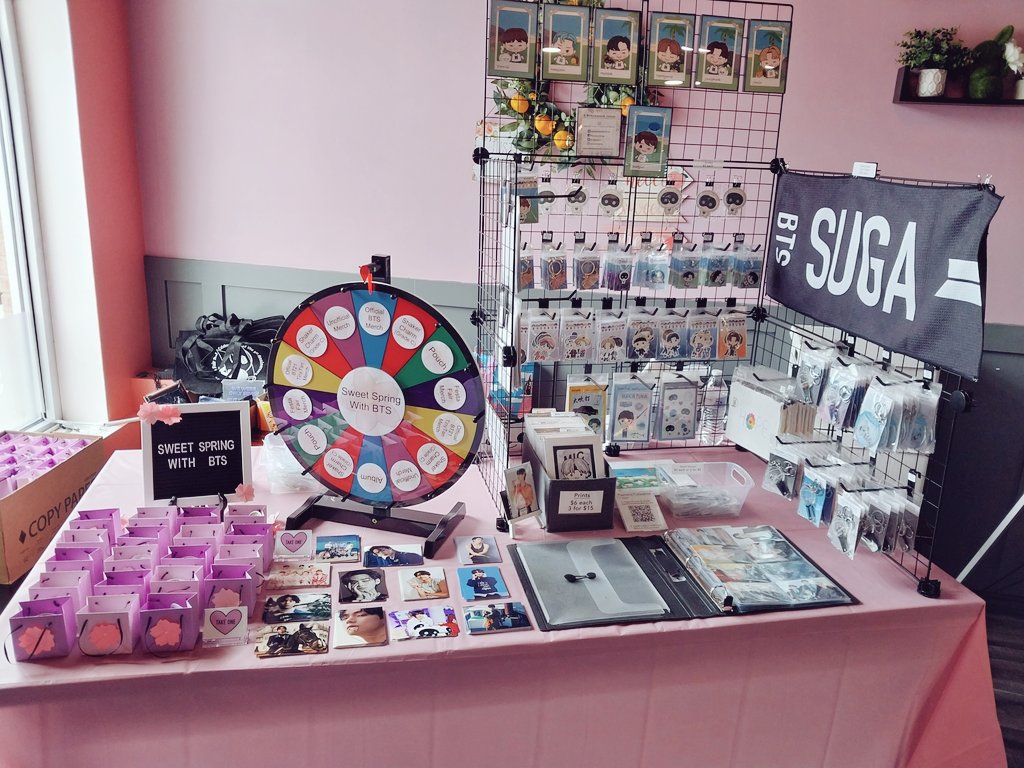 BTSARMY_Boston's tweet photo. #SweetSpringWithBTS 🌸 with BostonARMY and @ES_ESpressions has bloomed here at Sweet Sip!!

Bring a bag for alllllll the freebies, merch and prizes we have!

We can't wait to see you!! 🥰 https://t.co/apXprwuwId