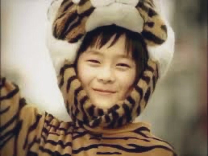 Monkey_L's tweet photo. ถึงมุนบิน ขอบคุณมากๆที่มามอบรอยยิ้มให้โลกใบนี้นะคับ ขอให้มีความสุขมากๆ ส่วนทางนี้ก็จะคิดถึงรอยยิ้มและเสียงหัวเราะของมุนบินไว้ตลอดไปนะคับ ❤️

#문빈_가수해줘서_고마워 https://t.co/F6vGqf1gFt