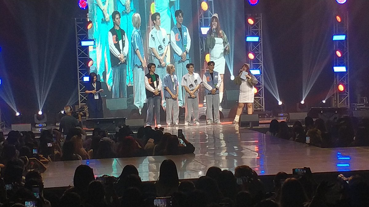 fort_ph's tweet photo. #SSOFLOVEINTHEAIRMNL2023 ❤️❤️❤️❤️ https://t.co/1SS95qtHOd