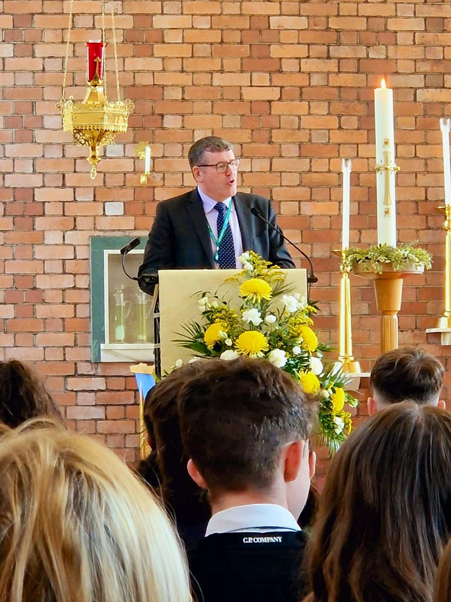 St Kentigern's Academy tweet media