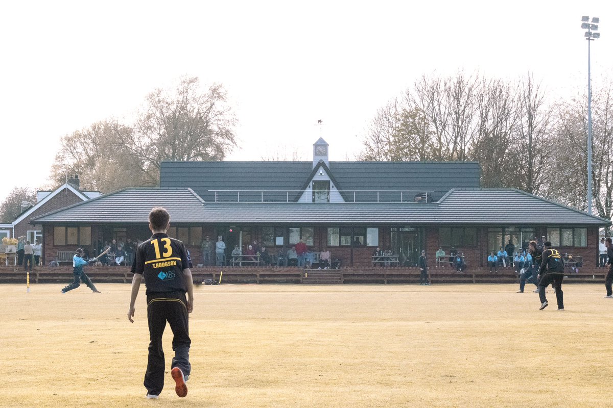 RamseyCC's tweet photo. Thatβs a wrap at the Pavilion,
@foxtongrantacc win in style with a 6 from the last ball.
115 from 20 overs chasing 114.
#YouRams | #RAMFOX | @WhitingDiv1 https://t.co/IquKGbDFze