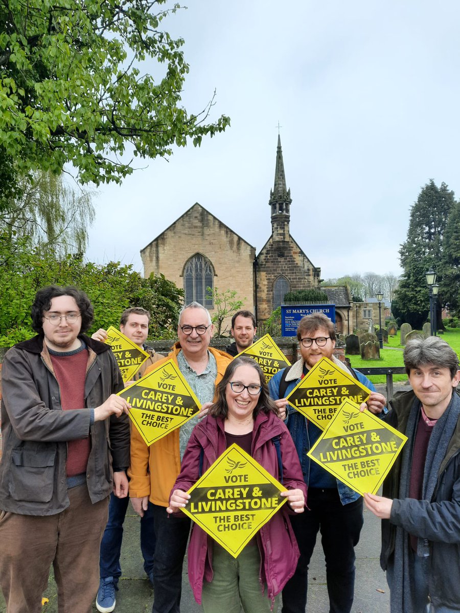 cnmmedic's tweet photo. @ALDC Knocking on doors in #Acklam. The higher the turnout, the better. Last time it was decided by ONE vote. https://t.co/i95rwjvoGC