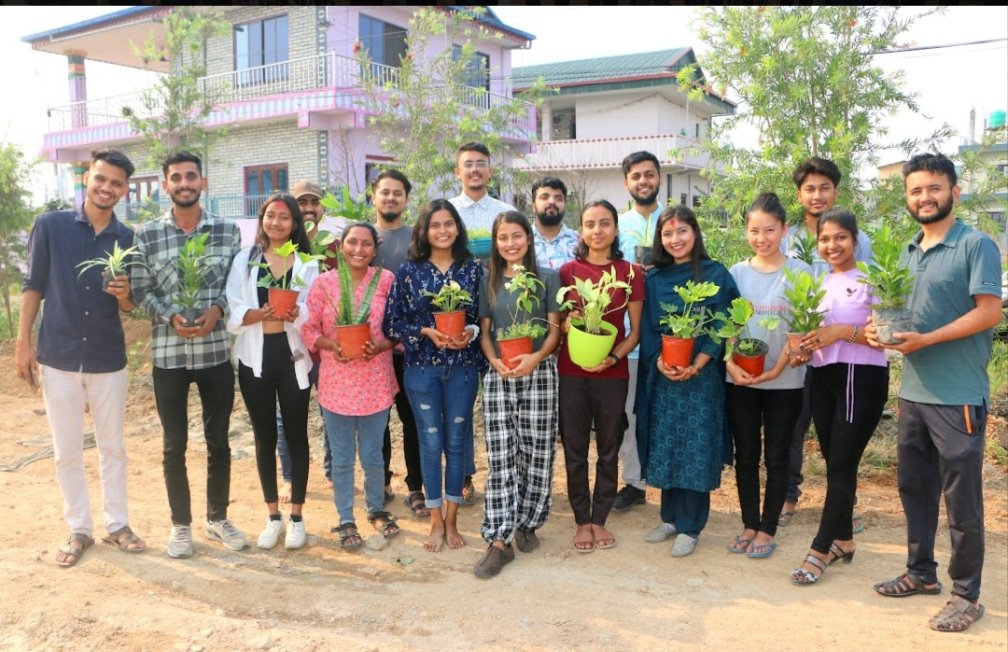 Celebration of World Earth Day 💚
#Plantation
#Greenary