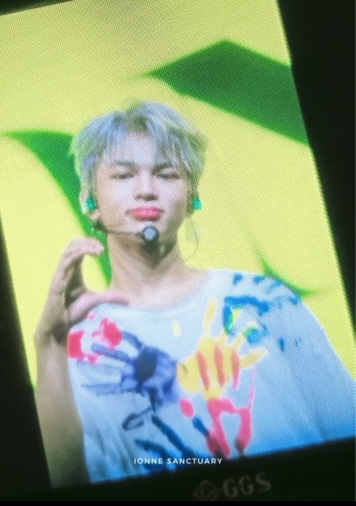 _muelera's tweet photo. Mahal kita at kailan man hinde mag babago yun ingat ka palagi my lovess andito lang ako para supportahan ka palagi ingat din papuntang sokor mamimiss kita/namin iloveyou forever my litol tiger!! #HORI7ON #HORI7ON_JEROMY #ARCHOR https://t.co/2lw7wO5Sl3