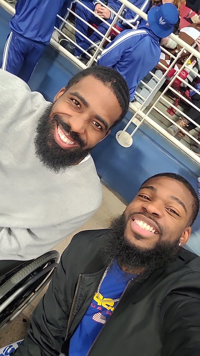 Jpdafuture's tweet photo. Letsssssss gooooooo #battlehawksgameday https://t.co/G2Mq0sXMYy