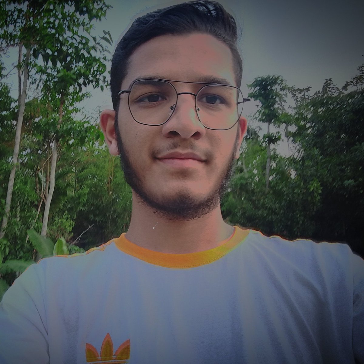 AlexWri21165381's tweet photo. #NewProfilePic https://t.co/dIFEOlDydC