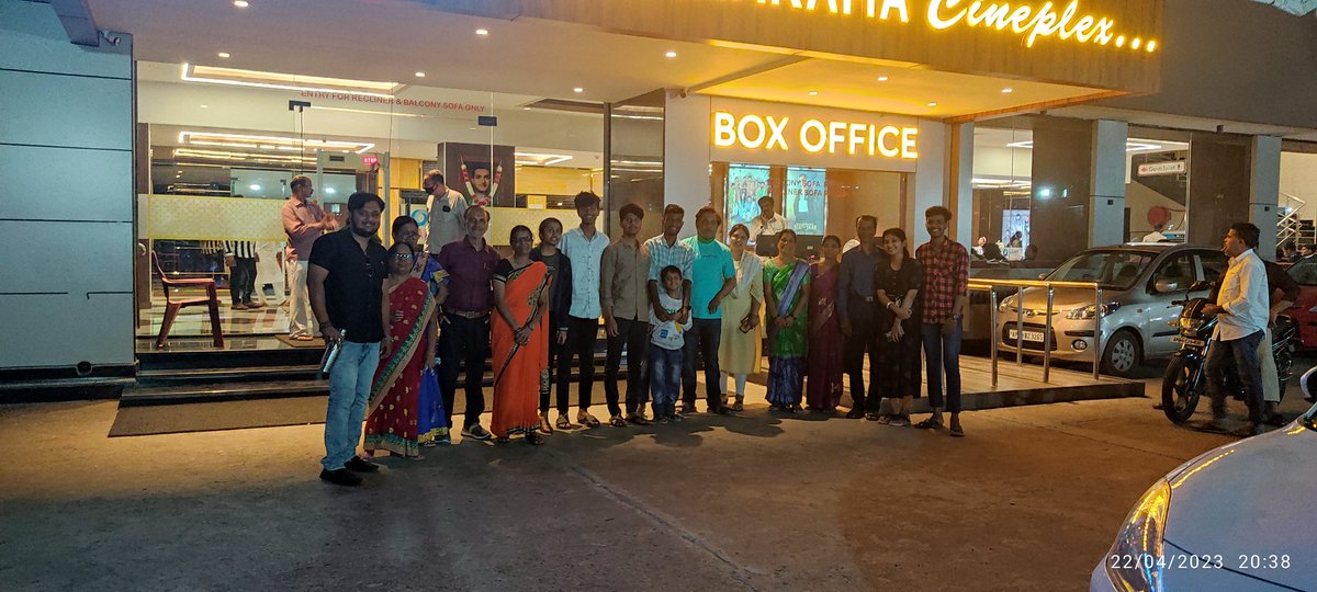 vishalrajom's tweet photo. Kisi ka bhai, Kisi ki Jaan is all about Family love &amp; Unity ❤️❤️❤️❤️
Go and watch with family🥰
#KisiKaBhaiKisiKiJaanReview 
@BeingSalmanKhan 
Great acting by @hegdepooja @VenkyMama https://t.co/LA0ElLISY0