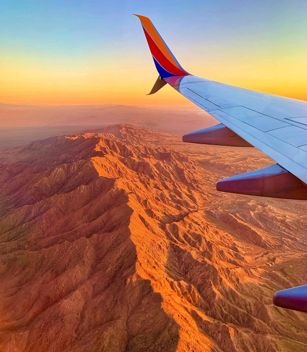 SouthwestAir's tweet photo. Happy #EarthDay! Wanna learn more about how we're investing in SAF (Sustainable Aviation Fuel) development? Check out our feature in an upcoming episode of EARTH with John Holden: https://t.co/zrgeAt4GjP https://t.co/jZnLFqtg2m