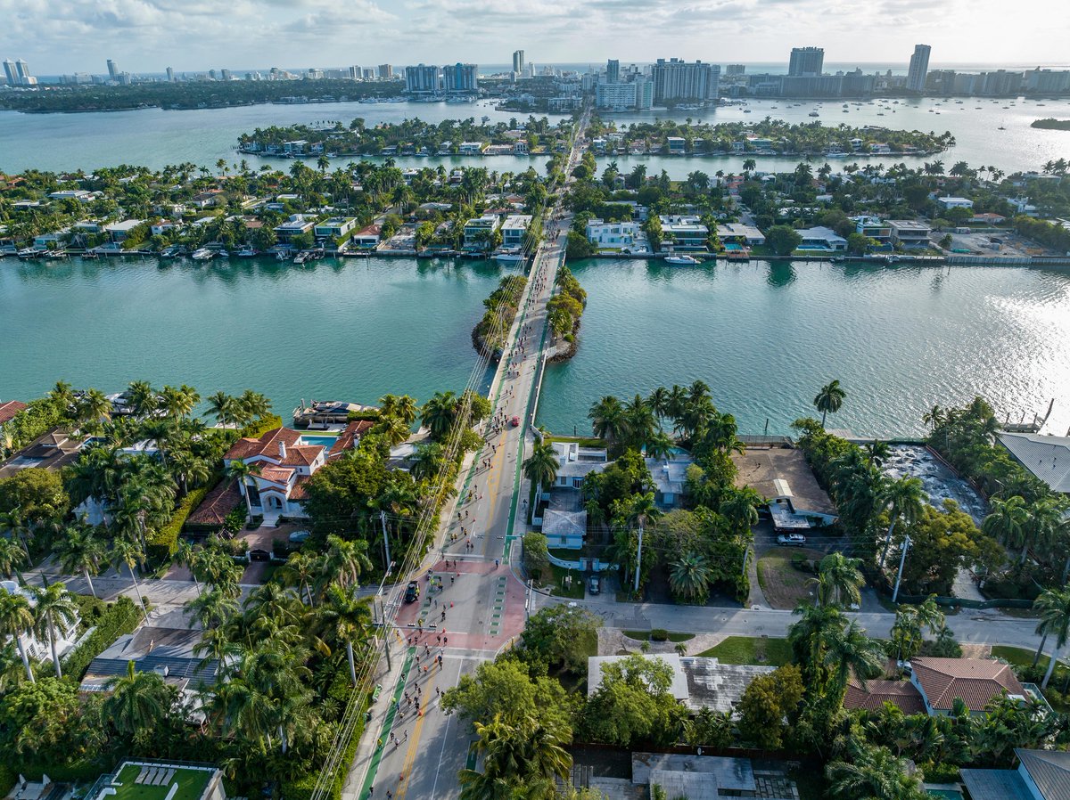 RunMiami's tweet photo. Happy Earth Day 🌎 There are many small actions we can take each day that benefit our environment. What are some of the ways you take care of our planet on a regular basis? #NotRunningWithoutYou #EarthDay2023 https://t.co/950qiBjfHw