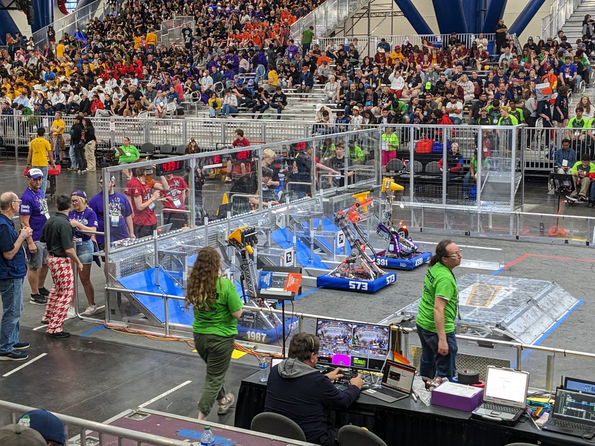 Mech Warriors 573 (@frcteam_573) on Twitter photo After three incredible playoff matches, our season comes to a close. Our alliance - <a href="/Broncobots1987/">Broncobots1987</a>, <a href="/BraveBots/">BraveBots 4391</a>, and <a href="/SDHS_Robotics/">South Doyle Robotics</a> - fought til the last second! We're all so incredibly proud of our accomplishments this season and how our efforts culminated here at Championship! After three incredible playoff matches, our season comes to a close. Our alliance - <a href="/Broncobots1987/">Broncobots1987</a>, <a href="/BraveBots/">BraveBots 4391</a>, and <a href="/SDHS_Robotics/">South Doyle Robotics</a> - fought til the last second! We're all so incredibly proud of our accomplishments this season and how our efforts culminated here at Championship!