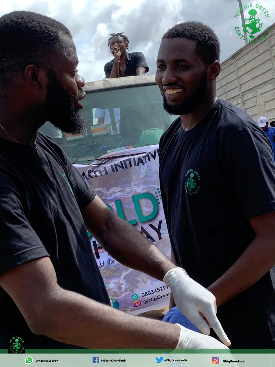 SEGEFGroup's tweet photo. In celebration of #EarthDay, we brought together volunteers, NGOs, and companies in Benin City, Edo State, in collaboration with the Oredo Local Government, to participate in a community sensitization and sanitation exercise organized by the Nigeria Green Earth Initiative. https://t.co/KTqFE7iJEk