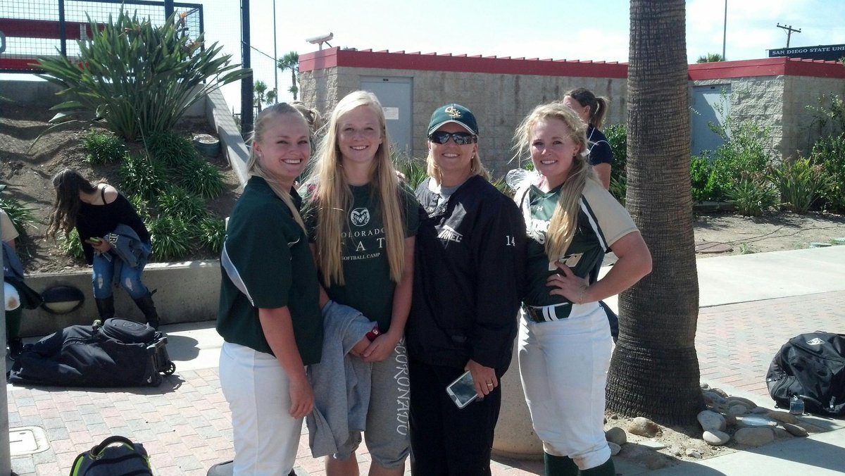 chutton4444's tweet photo. Celebrating 40 years of NFCA!  Congratulations!  Proud to be a member!  💗🥎💗 @NFCAorg #NFCAday https://t.co/dwUBNk8ihB