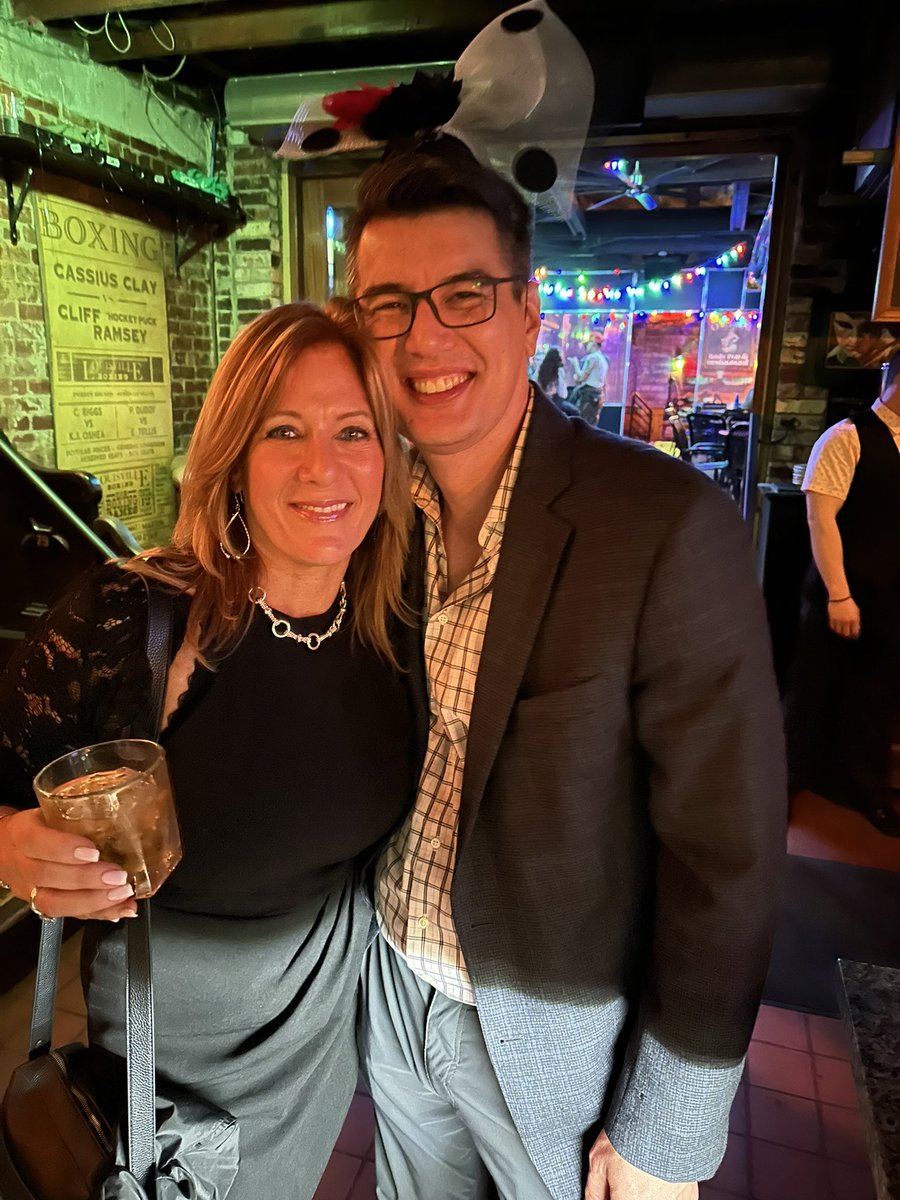 RTKlimko's tweet image. Thanks to @AHTDistributor for hosting an entertaining closing reception at the legendary Kentucky Derby Museum 🐎. #ahtdrocks #ahtdspring