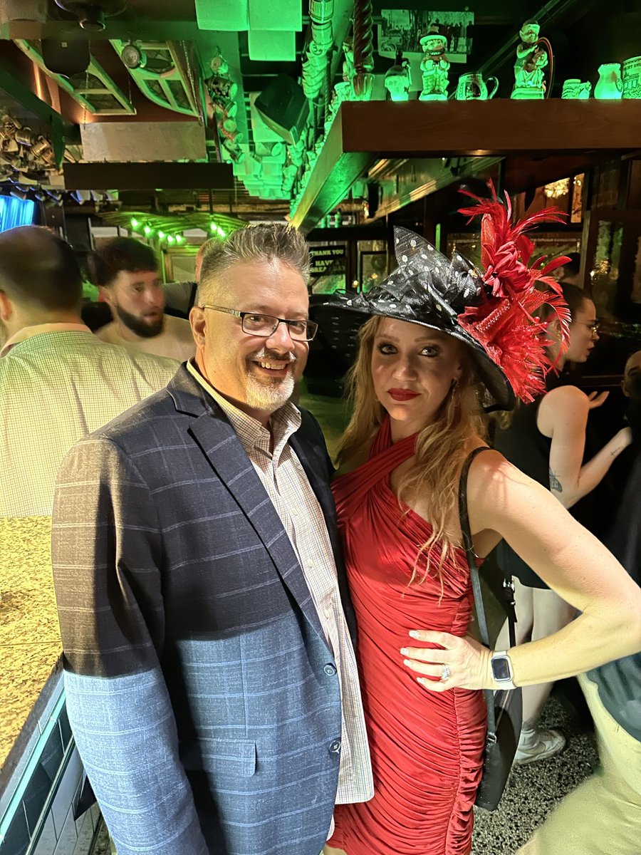 RTKlimko's tweet image. Thanks to @AHTDistributor for hosting an entertaining closing reception at the legendary Kentucky Derby Museum 🐎. #ahtdrocks #ahtdspring