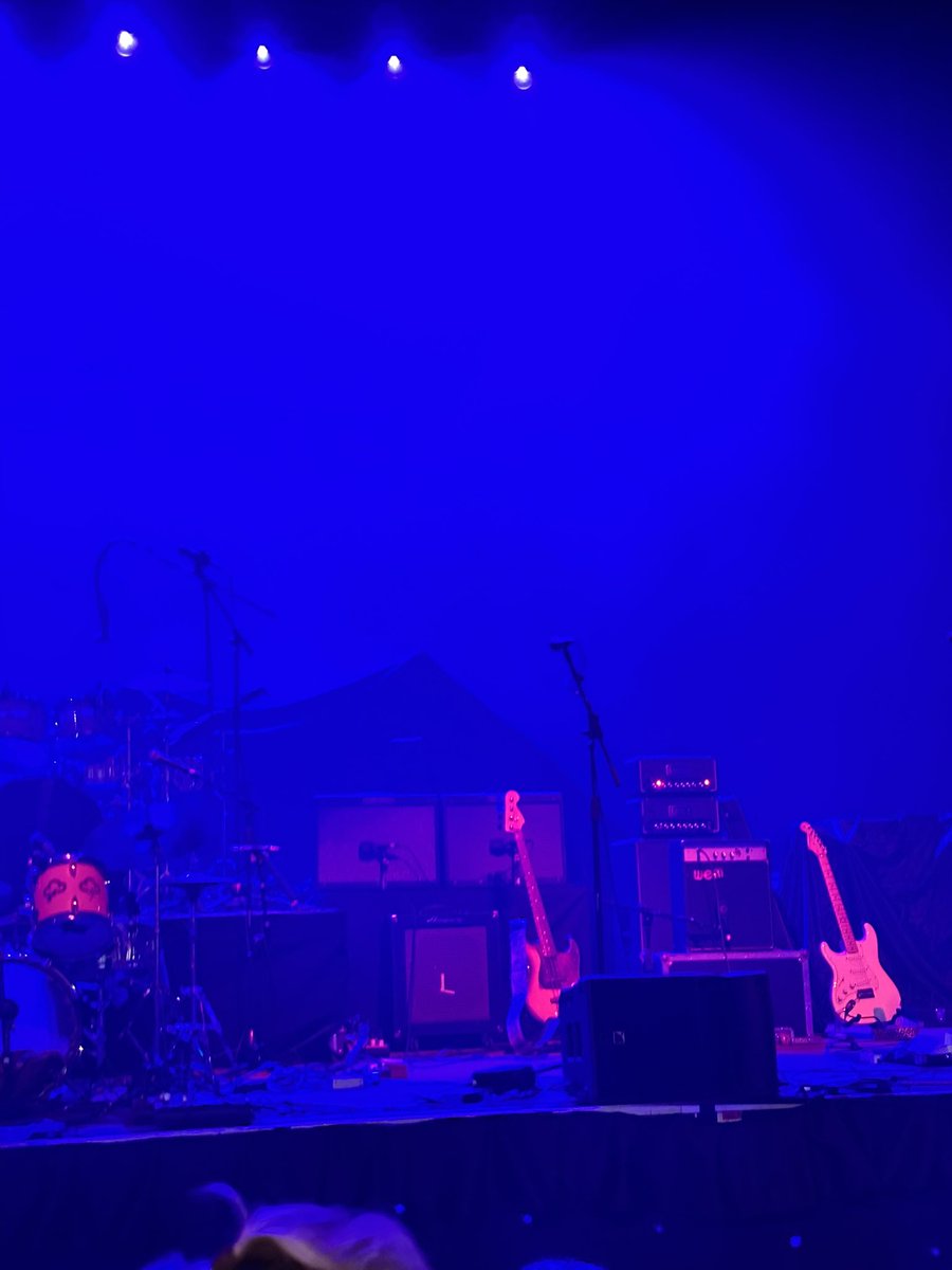 paramorehu's tweet photo. fifth row 🎉🎉🎉 https://t.co/NqsnJmS6GY