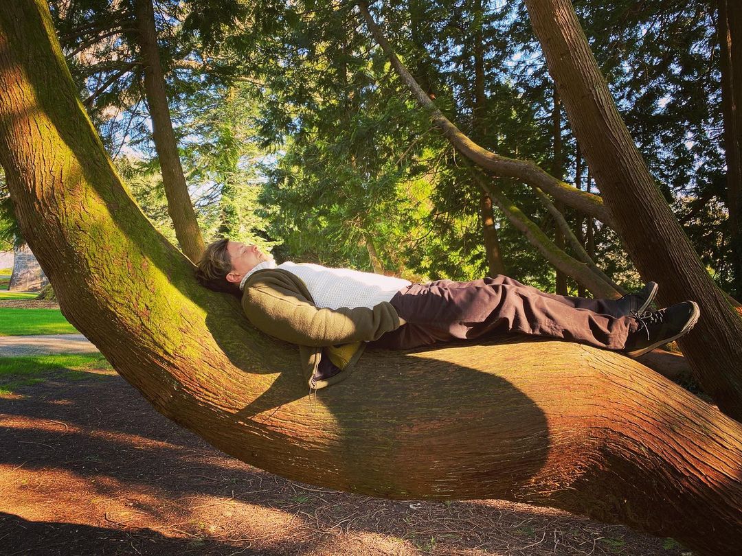 iRealMuse1's tweet photo. Repost @michael.patrick.kelly.official (via feeds - Instagram)
Best place to hang 🇮🇪☘️
#TreeSleep
#MichaelPatrickKelly #MichaelPatrickKellyOfficial #MPK https://t.co/tT6M2bE6za