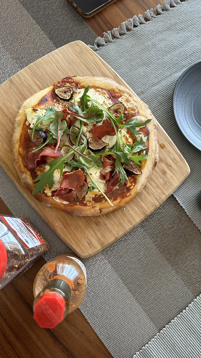 La #pizza , lienzo en blanco para expresar arte 😋