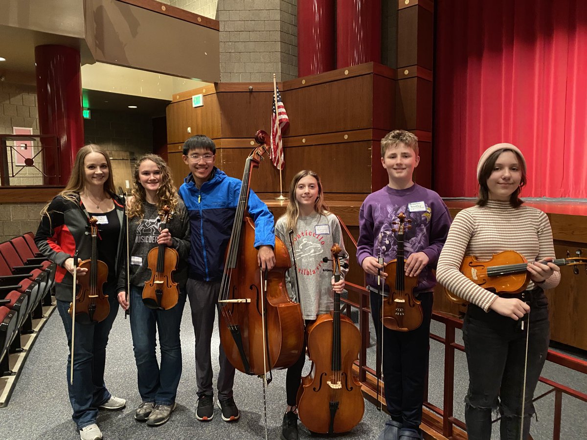MonticelloMusic's tweet photo. Eclectic Strings Day workshop at Champlin Park HS was so fun today! Congrats to all students for trying something new! https://t.co/FqMsWUJFqw