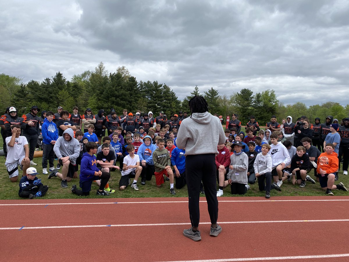 EMAPFootball's tweet image. We’d say Nicholas Morrow Youth Football Camp was a success 😏

#GreenvilleFootball | #EMAP