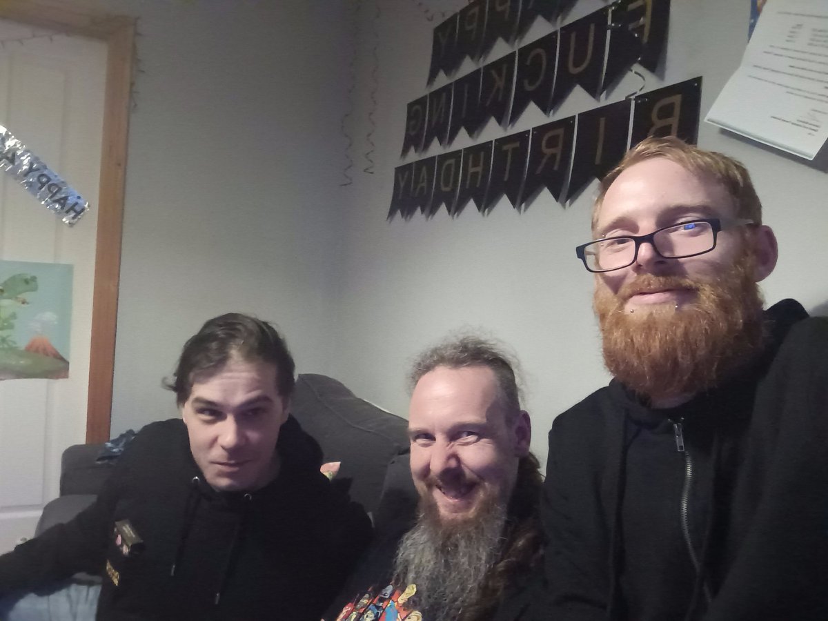 1man3letters's tweet photo. The boys are back in town baby!!!
YEARS since 3 of us been in the same room
❤️
@TheGalwayGamer @OriginalRazer https://t.co/w73WxZYYVE