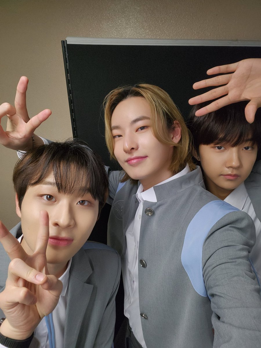 minseosite's tweet photo. minseo with the other trainees pt. 1
𓂃𓈒
 #장민서 #보이즈플래닛 #JANGMINSEO #BOYSPLANET #WOOLLIMBOYS #울림즈 #WOOLLIMZ #LEESEUNGHWAN #JUNGSEYUN #PARKGWANYOUNG #CHOIWOOJIN #LEEDAEUL #이승환 #정세윤 #박관영 #최우진 #이다을 https://t.co/lkIbMnFAE6