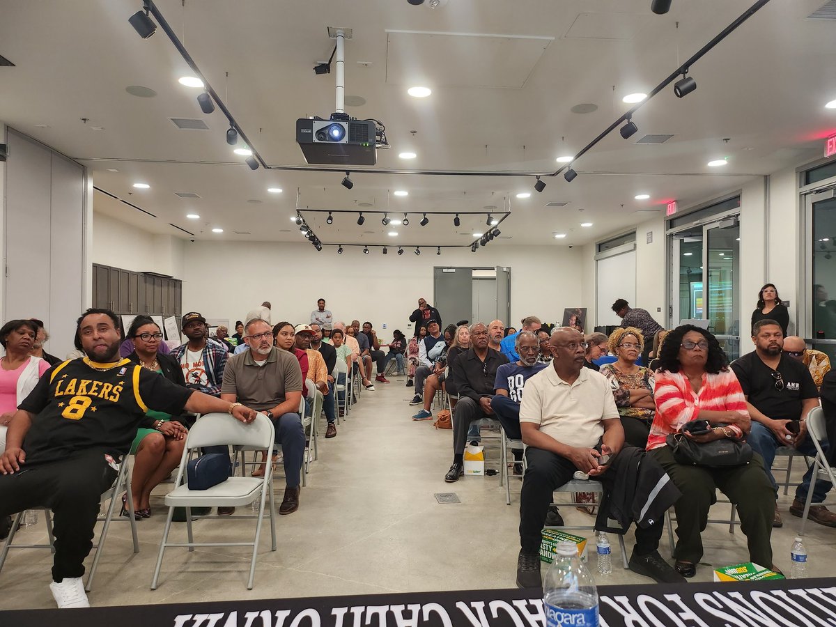 cjecofficial's tweet photo. The Riverside #Reparations Town Hall was a HUGE success!! The COMMUNITY was on ๐ฅ for California Reparations!!! Big LOVE to CA Reparations Task Force Chair @KamilahVMoore @RiversideCBCC #CBLS @realpastorbrian @SamNatBro @IAMFridayJones @AbolitionAct @CABWHP!! #CAReparations https://t.co/NfjWRDoy86