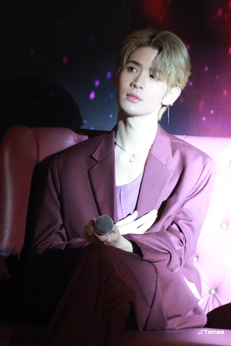 JETAMES99's tweet photo. You're the one that's always running through my daydream💭 

#BedFriendFinalEP 
#TheEndingOfFriend
#JamesSu #JamesSuPhoto https://t.co/chFjGhcjki
