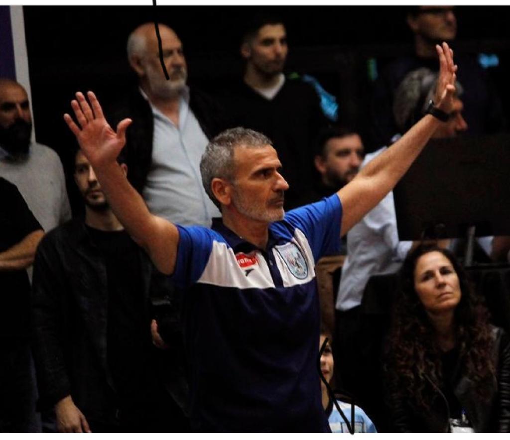 Pollaguerra's tweet photo. Admiro profundamente tu esfuerzo, tu perseverancia y tu paciencia, el deporte no siempre sabe de justicia pero esta vez te tocó ganar, merecidísimo campeón, Gordi 🏐🥇🏆❤️ @hferraro https://t.co/TF30IJF44a