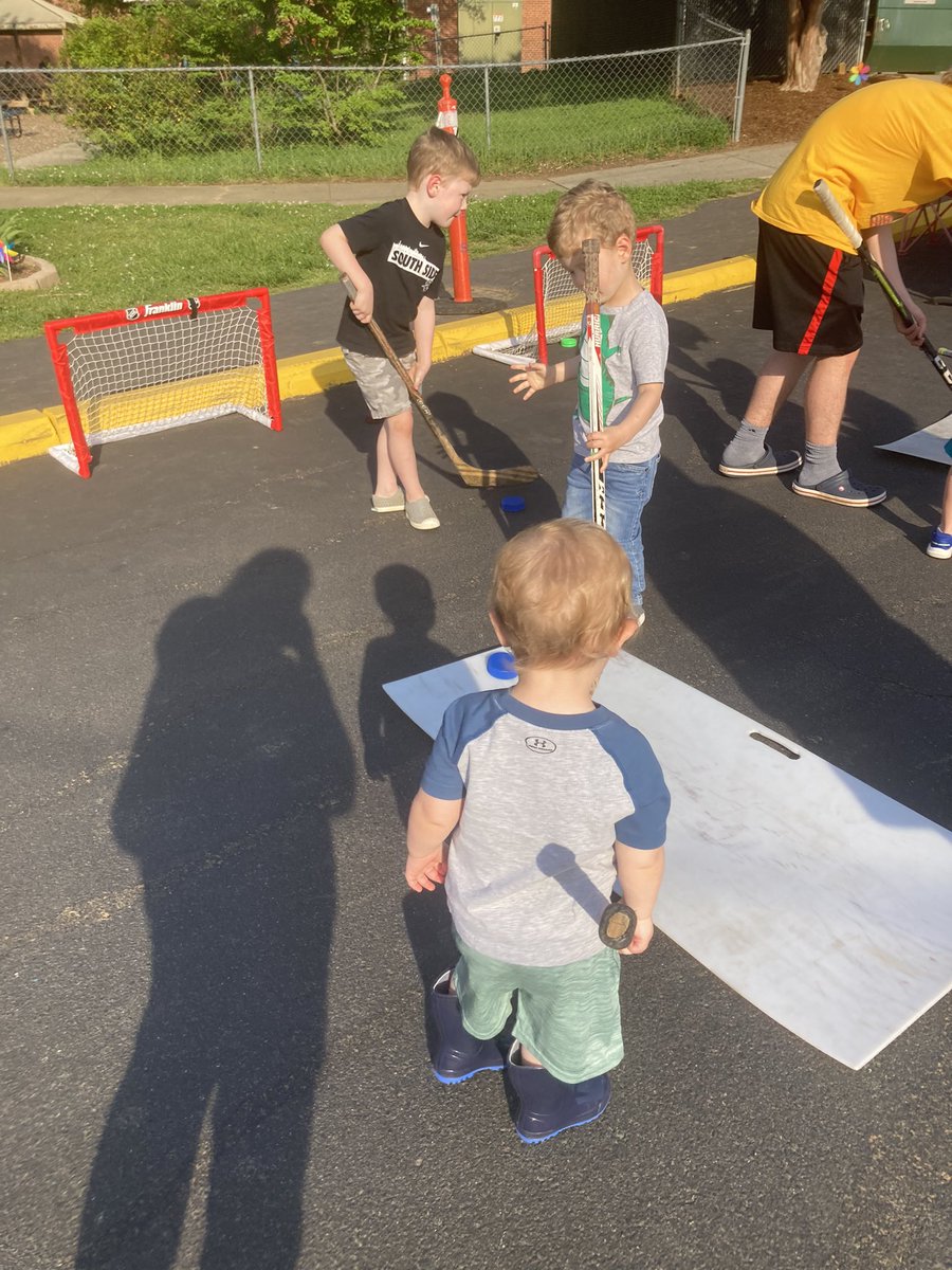 Kirsten Ross tweet media