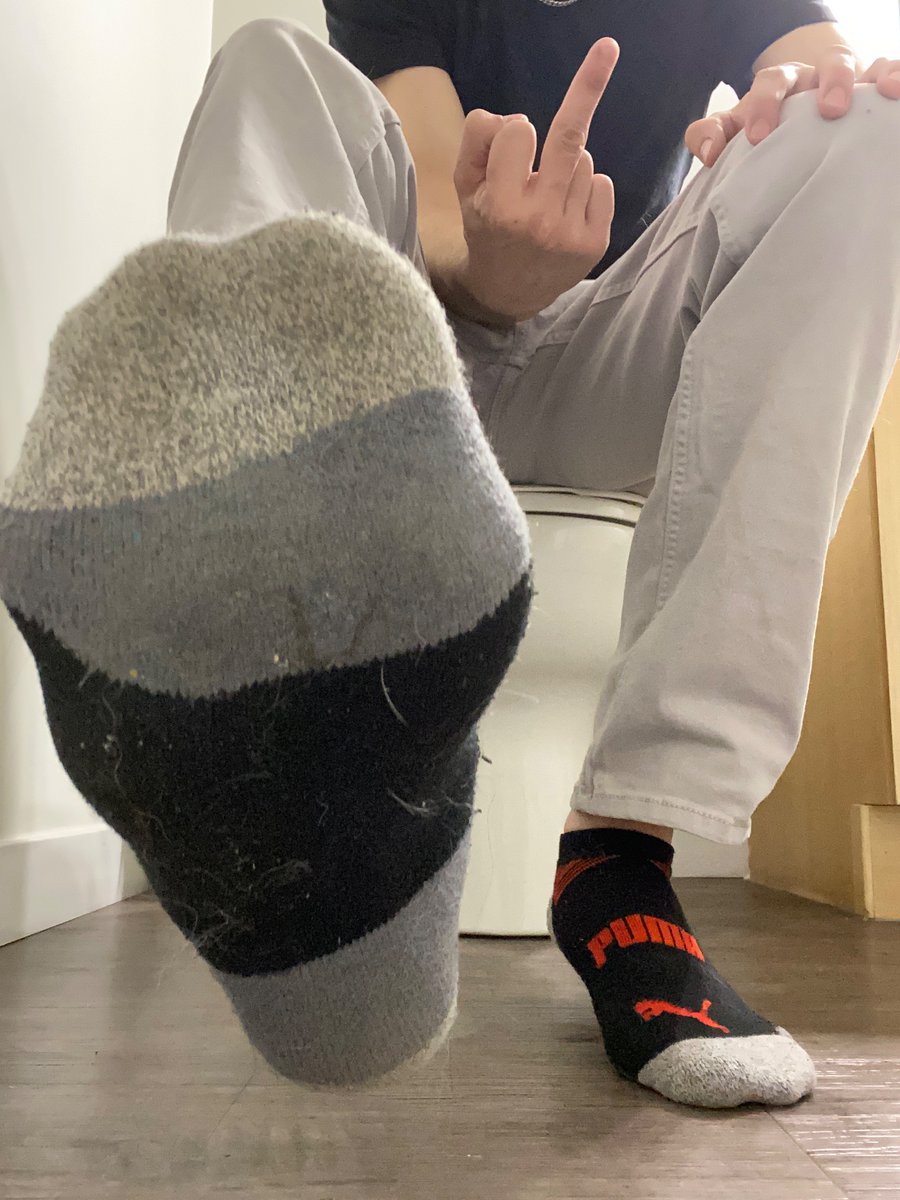 AlexAboveYou's tweet photo. Inhale the sweat, sub. 

#sockfetish #dirtysocks #sweatysocks #malefeet #footdom #alphamalefeet #footslave #footcuck #humiliation 

@ror_rt @goonertoonerboi @officer_rt @AlphaMaleWorld1 @WorshipAllAlpha @FeetReetweet @FeetRT_Slave @RTslavemaster https://t.co/mil9Kb2t0K