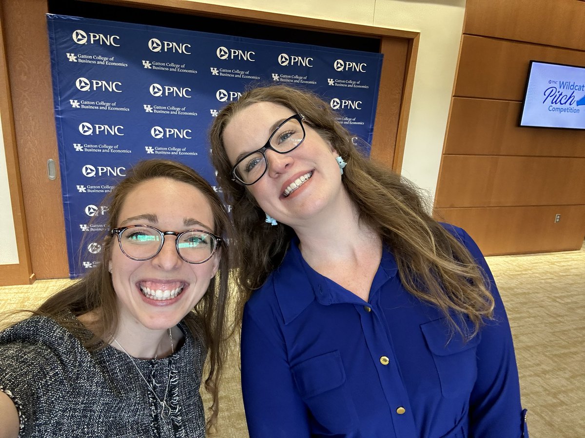 BrittanyLevyMD's tweet photo. Thank you @UKGattonCollege for today’s amazing pitch competition! So glad to represent @UK_HealthCare  and @UKyGenSurgery with @castledoc360 https://t.co/it8UGpu8nK