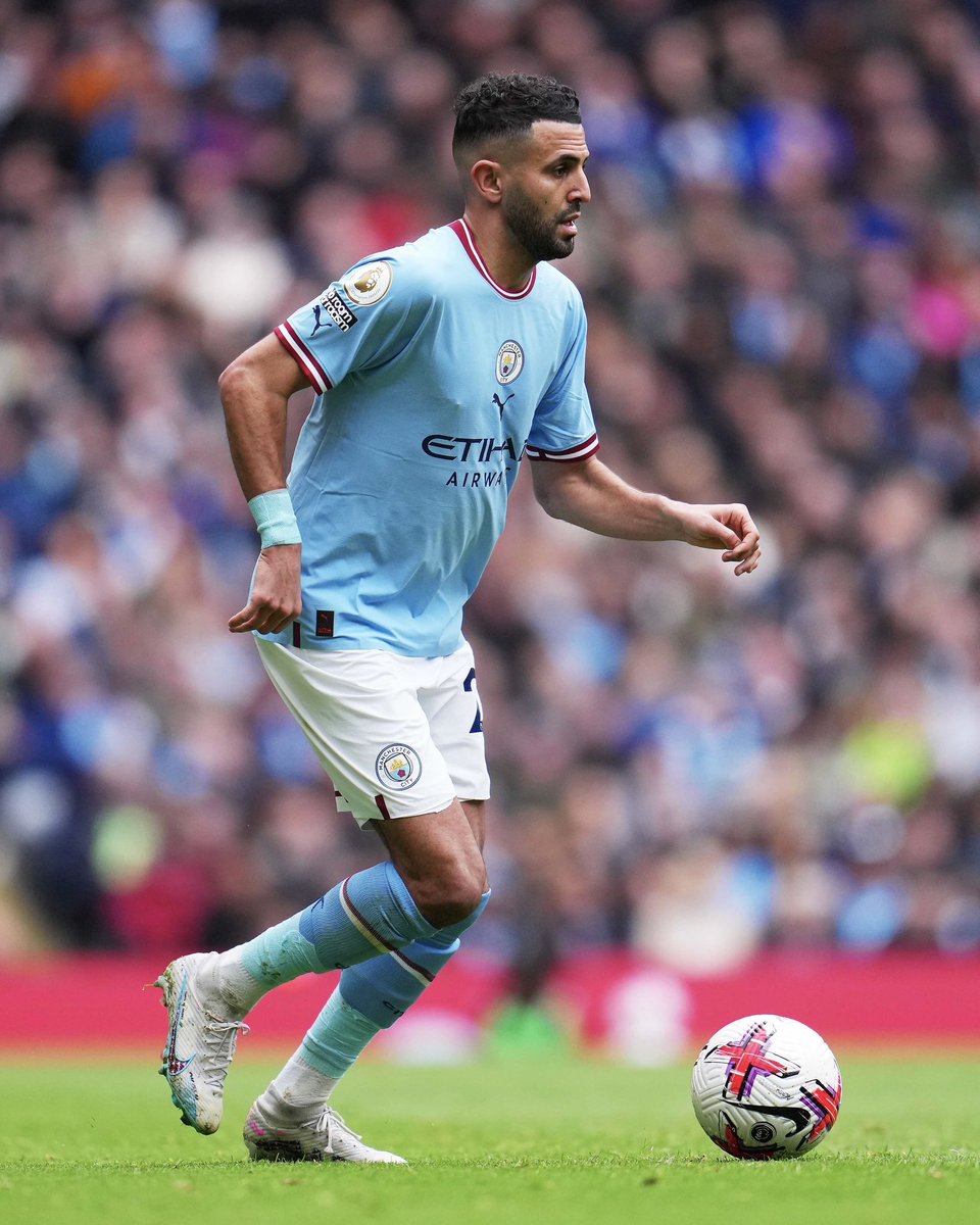 Boromo_M's tweet photo. Riyaad Mahrez 💙🤍 https://t.co/EPuGzlfhOw