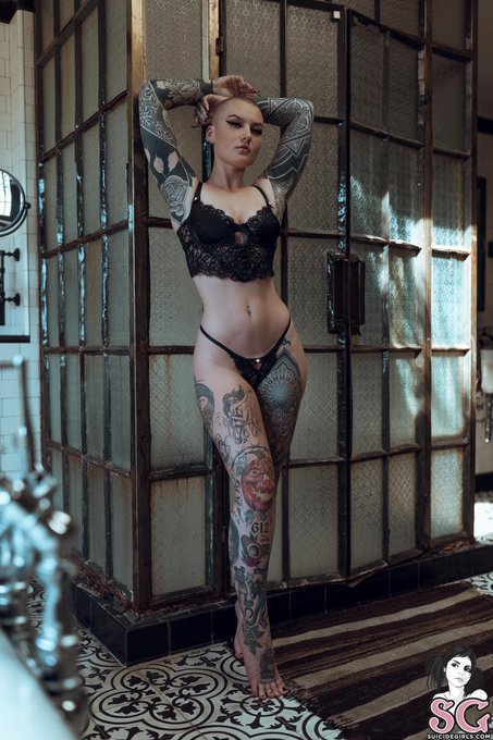&ldquo;Temptation&rdquo; got SOTD!!! Thank you @SuicideGirls and everyone who voted 🖤 https://t.co/C67Qs5tl1n<a class="tags" href="/tag/suicidegirls">@suicidegirls</a>