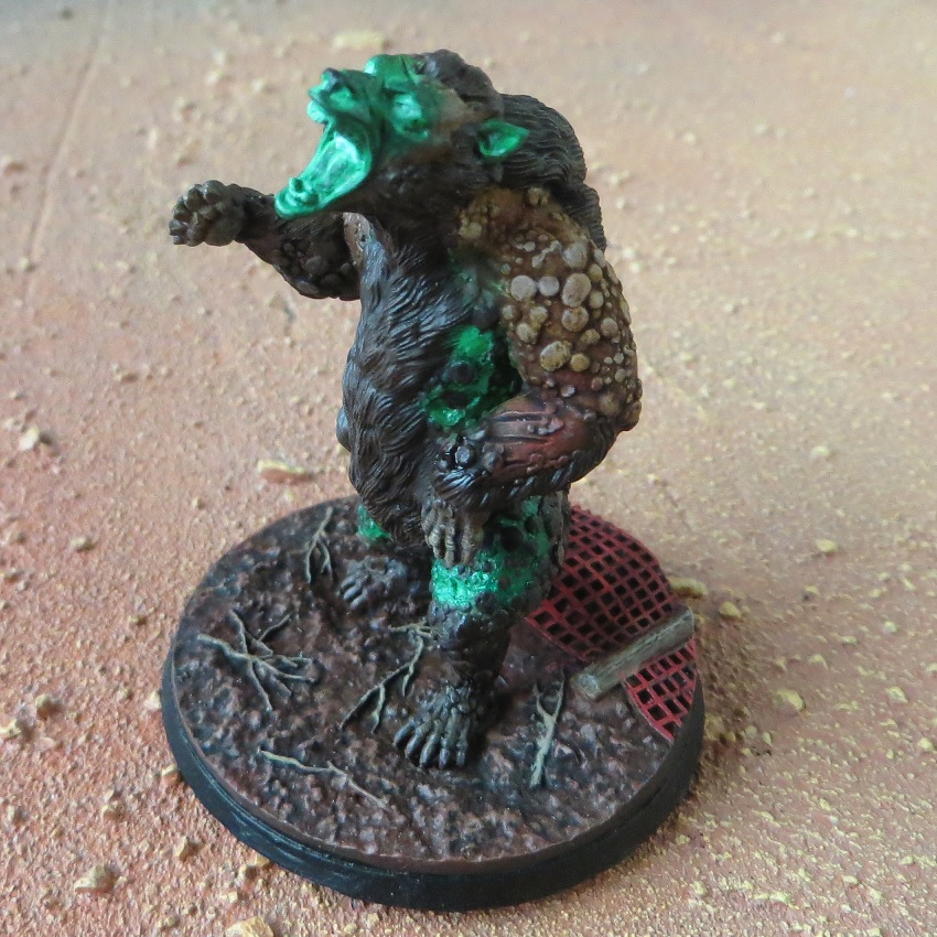 KimmoPonkala's tweet photo. Glowing yao guai from Fallout Wasteland Warfare. #fallout #tabletopgames #falloutwastelandwarfare #modiphius #miniaturepainting #fallout3 #fallout4 #wargames https://t.co/TozPw3noWC