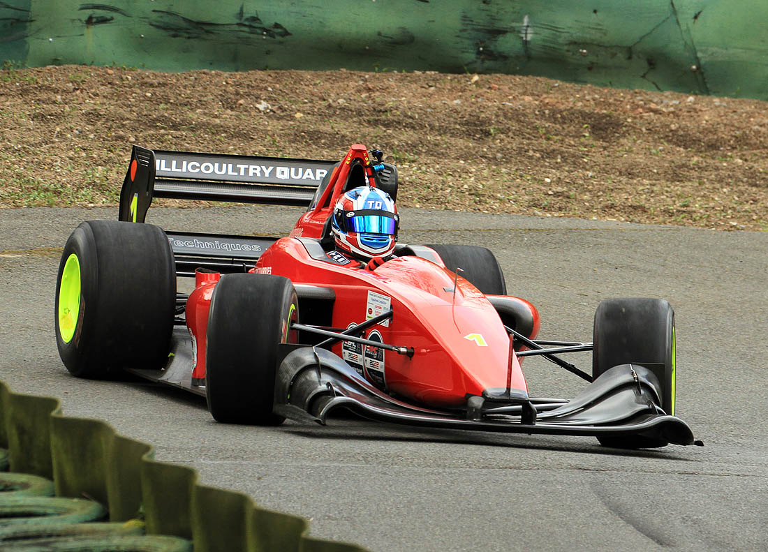 Wallace getting a bit crossed up at the Prescott hairpin today 😮.......photo by Gail 📷 <a href="/bigstones/">Wallace</a> <a href="/PrescottHClimb/">Prescott Hill Climb</a>